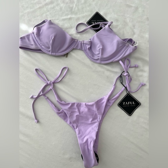 Zaful bikini - top and bottom - Picture 1 of 1